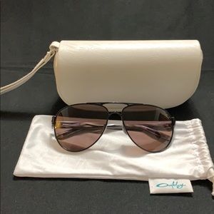 Authentic Women’s Polarized Oakley Disclosure